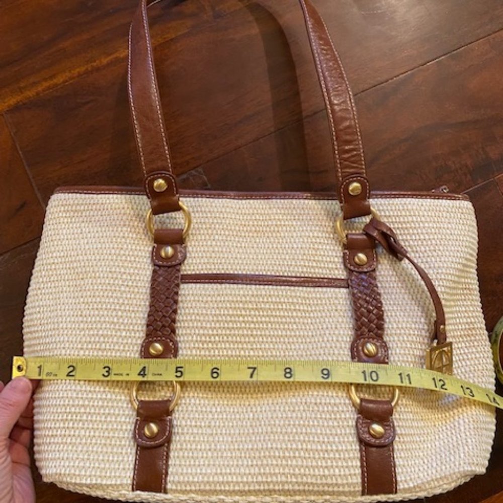 Giani Bernini faux leather trim handbag - Picture 5 of 6